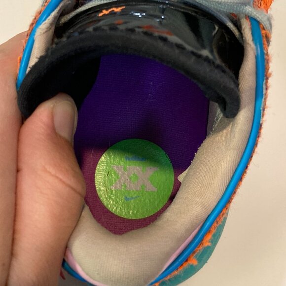 Nike Lebron XX 20 Orange Sneakers, Size 6Y DQ8651-800 - Picture 16 of 16